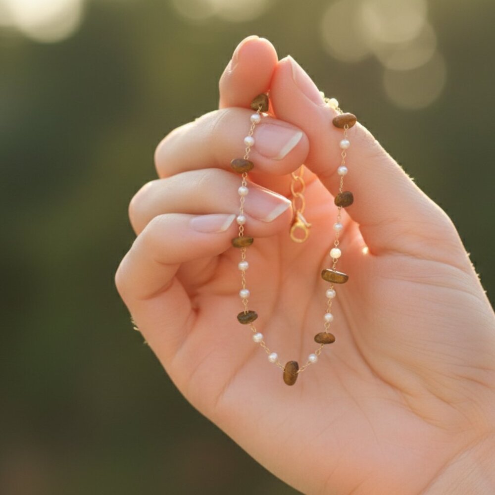 "Trendy Handmade Bracelet – A Thoughtful Gift for Girls & Women | UNVRC1668 - Picture 4 of 4